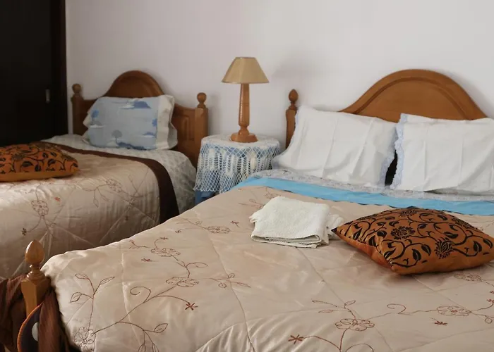 Casa Romao بيت ضيافة نازاريه